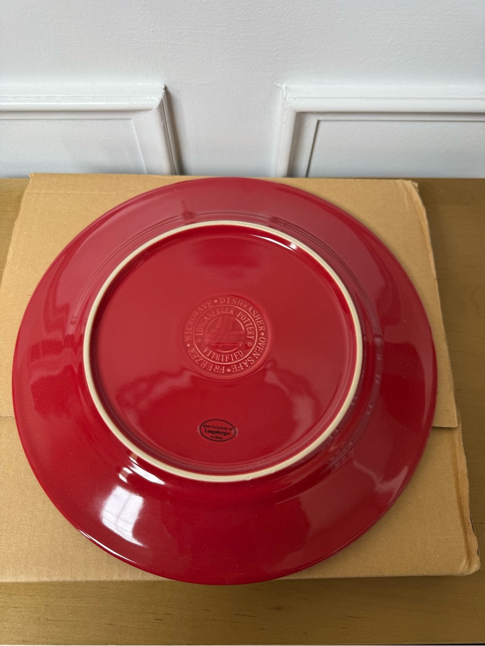 Longaberger Red Glazed Ceramic Dinner Plate - Picture 2 of 3
